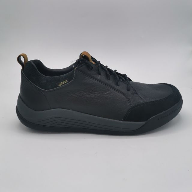 Kenkientalo Mononen Clarks